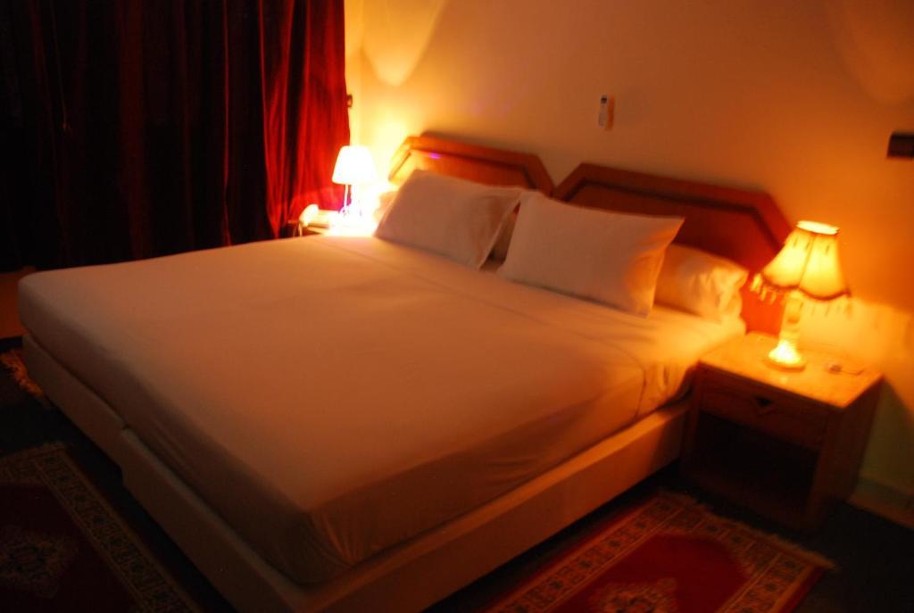 Riad Asma Taroudant Habitación foto